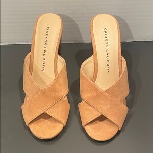 Chinese Laundry Women's Camel Mules, Z Belize